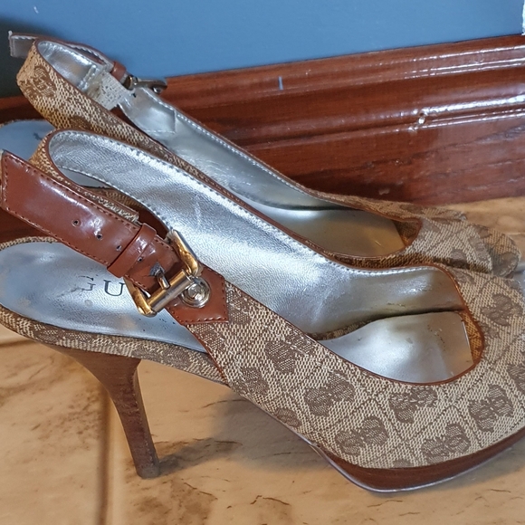 Guess high heels - Picture 3 of 3